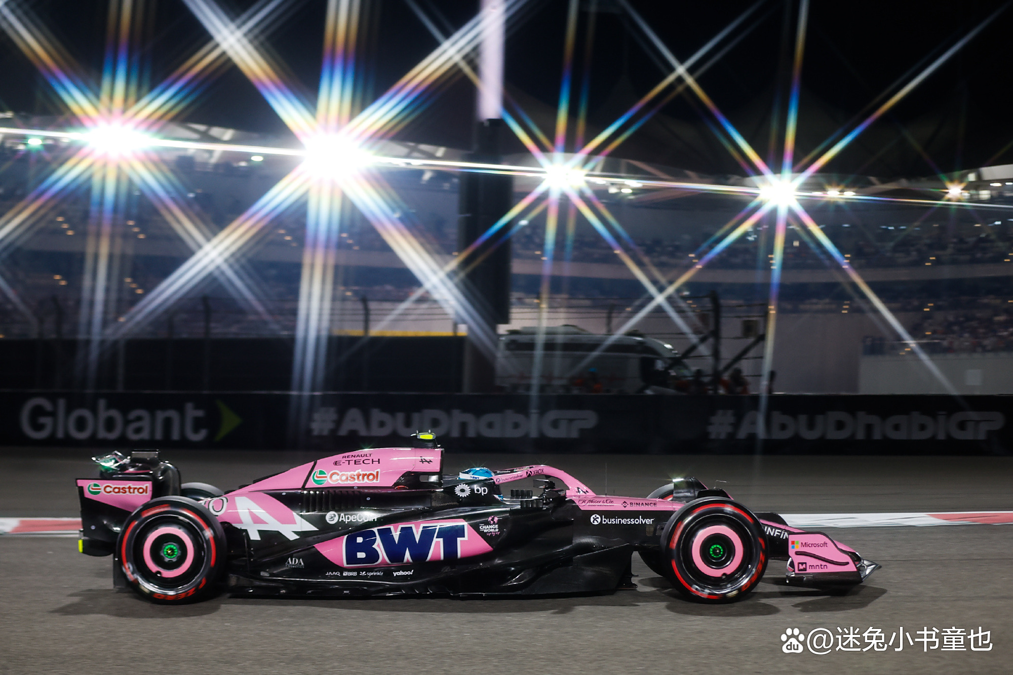 迈凯伦力克红牛二队，佩雷兹高光表现