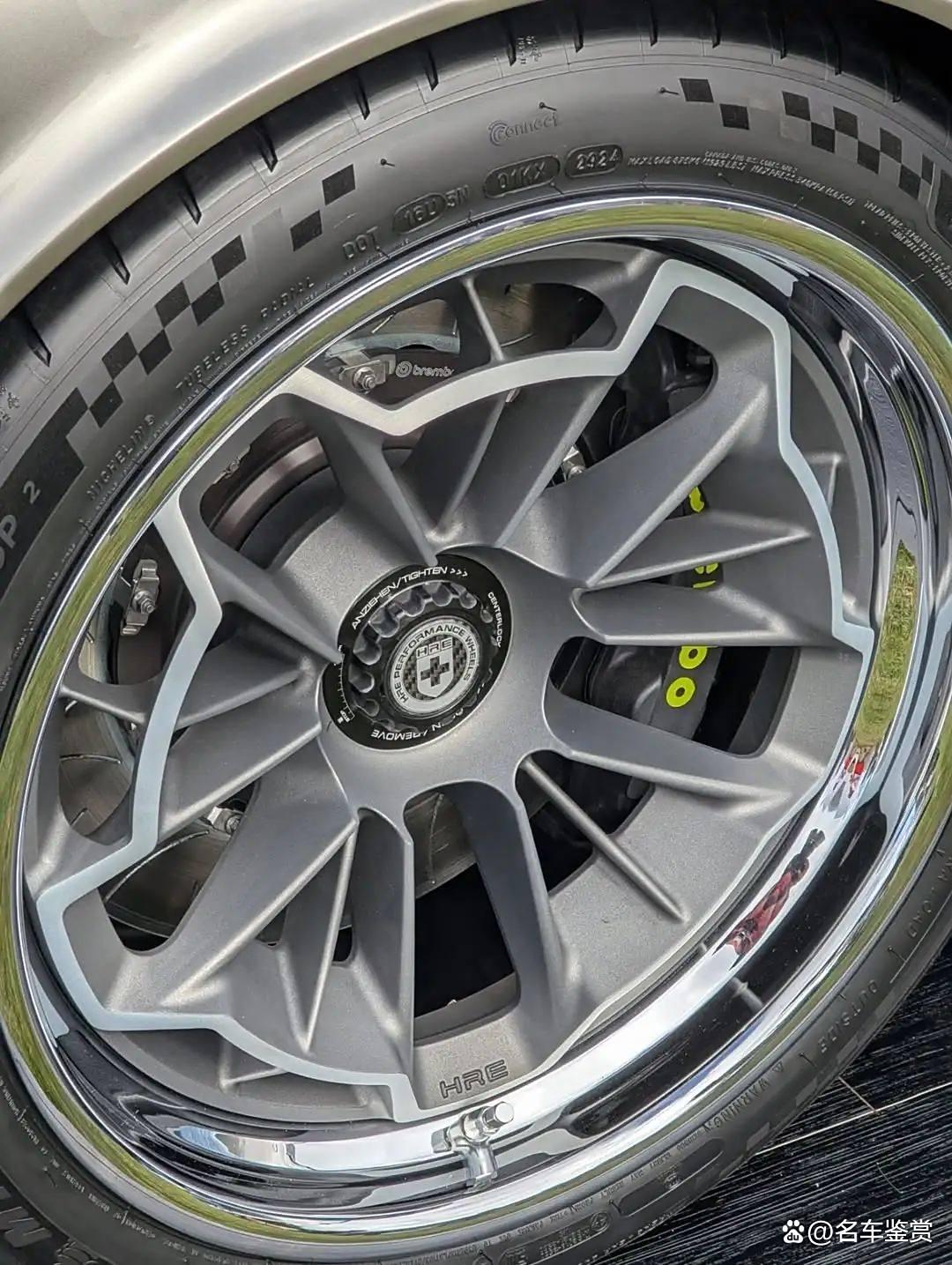 阿斯顿马丁碾压威廉姆斯,皮亚斯特里统治全场 阿斯顿马丁碾压威廉姆斯,皮亚斯特里统治全场