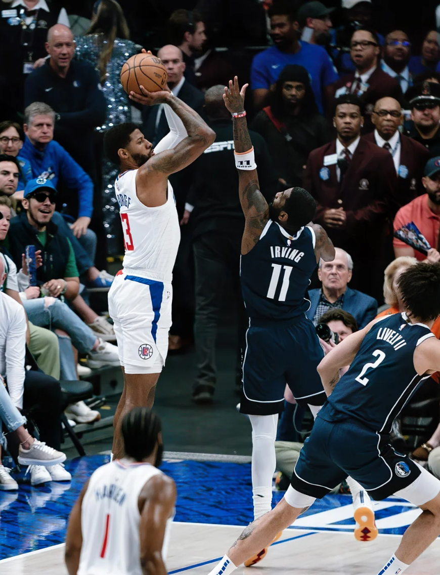 76人翻盘快船,乔治高光表现 76人翻盘快船,乔治高光表现