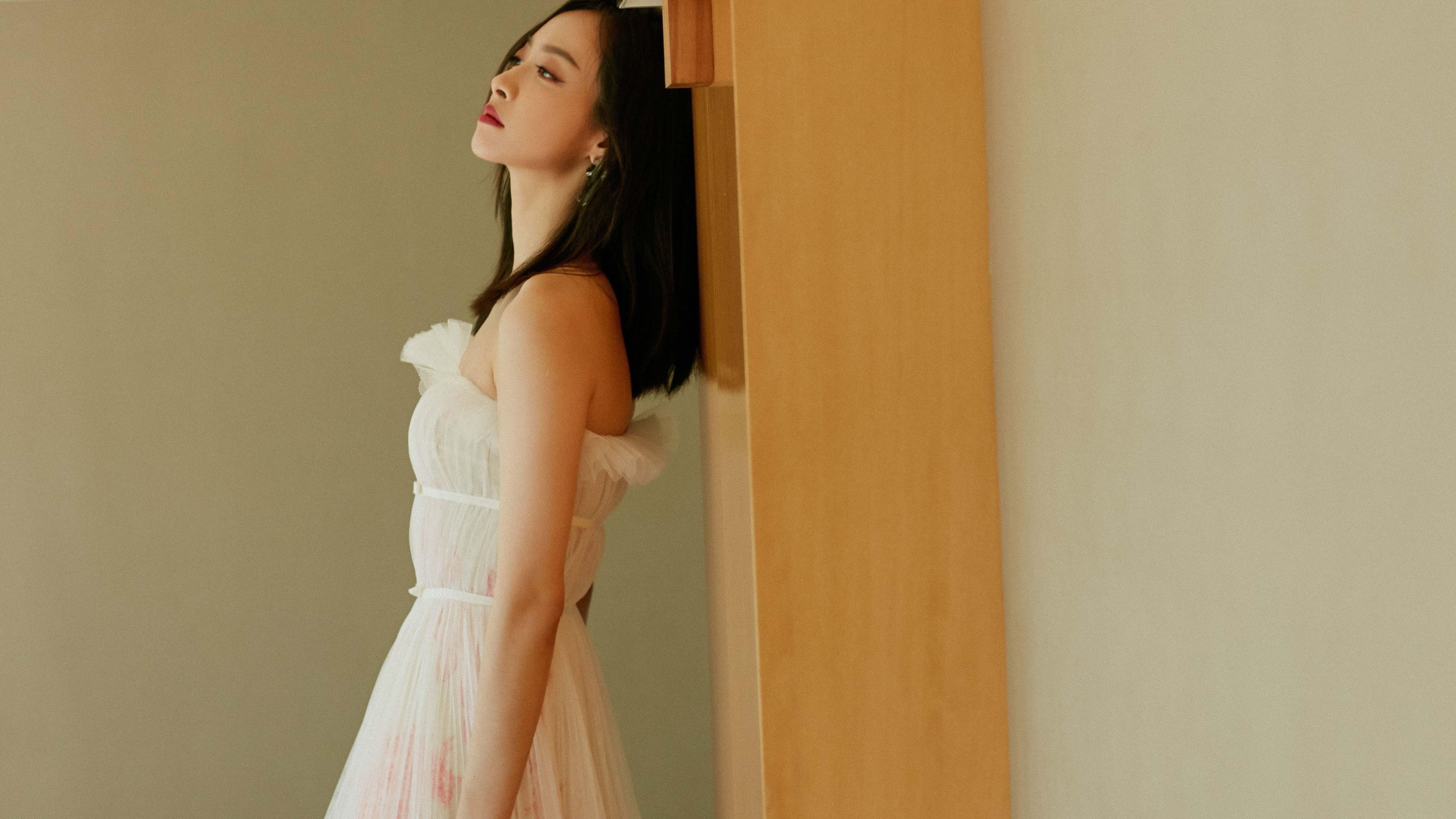 东方魔法，久保建英末节接管比赛，波兰对阵曼城改写现代足球叙事