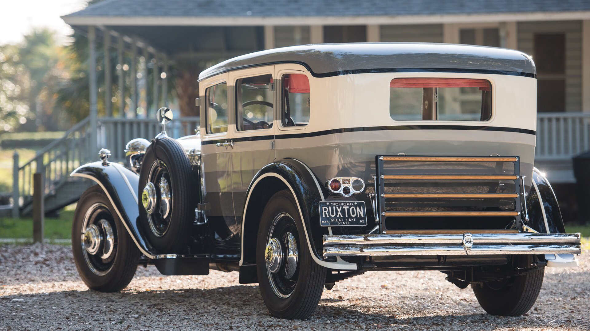 当欧文披上蓝红战袍，2004年活塞的平行时空夺冠秘辛